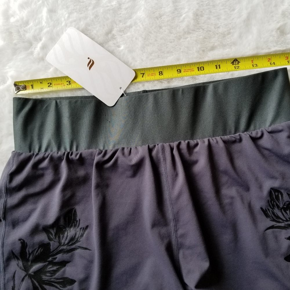 Fabletics Olesia Shine Short Skort Pockets M - Picture 8 of 16